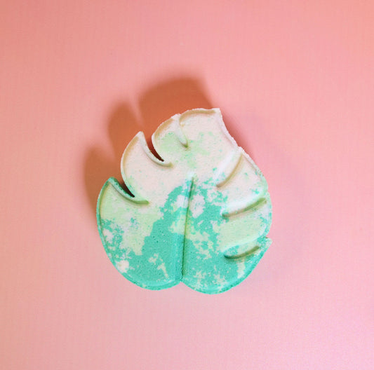 Tropical leaf bath bomb