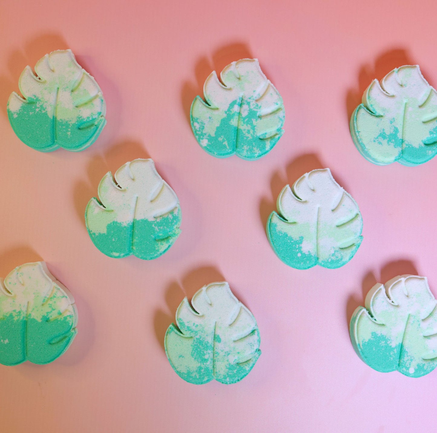 Tropical leaf bath bomb